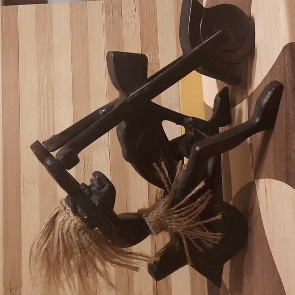 Wood native sculpture/motorcycle - Picture 1 of 5